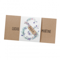 Moderne Hochzeitskarten aus trendigem Naturkarton mit blumiger Banderole aus Aquarellkarton