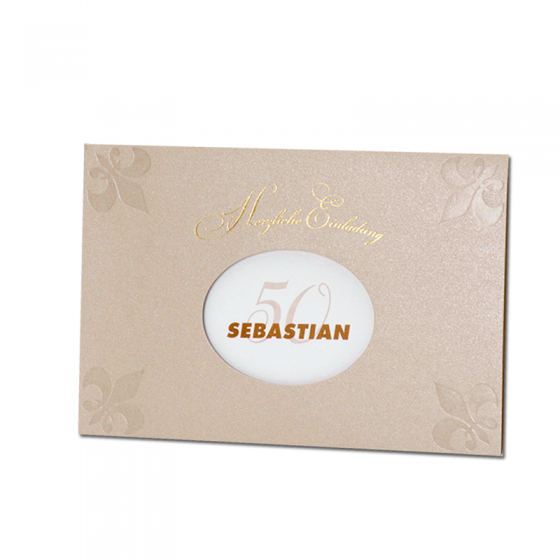 Edle Einladungskarten "Geburtstag" aus schimmerndem Metallickarton mit glänzender Goldfolienprägung und raffinierter Formstanzung