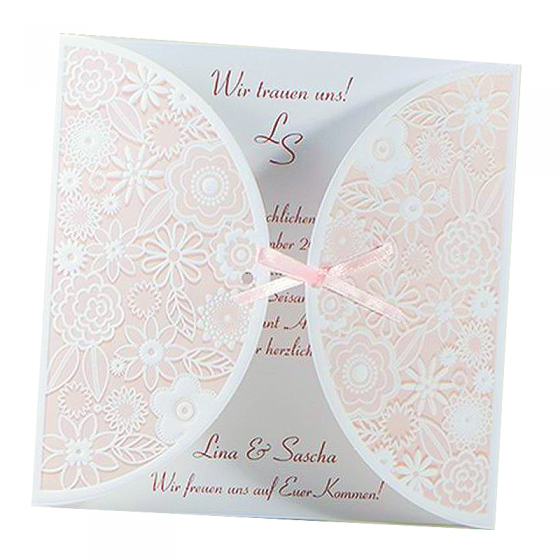 Hübsche Hochzeitseinladungen "Romantische Spitze" mit floraler Blindprägung