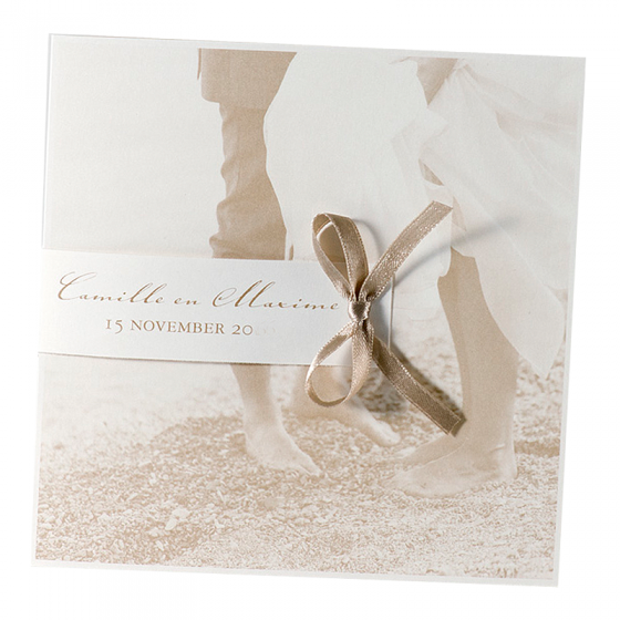 Romantische Hochzeitskarten "Strandhochzeit" auf schimmerndem Metallickarton mit edler Satinschleife